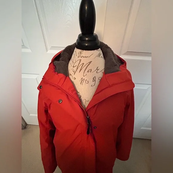 New L.L. Bean Orange Water Proof Jacket with Plush Interior - Picture 8 of 12